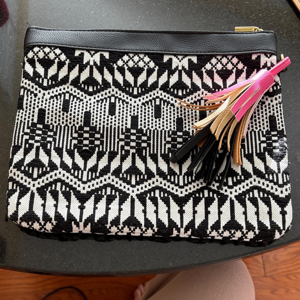 No Boundaries Black and White Geometric Cosmetic Bag with Multicolor Tassel EUC
